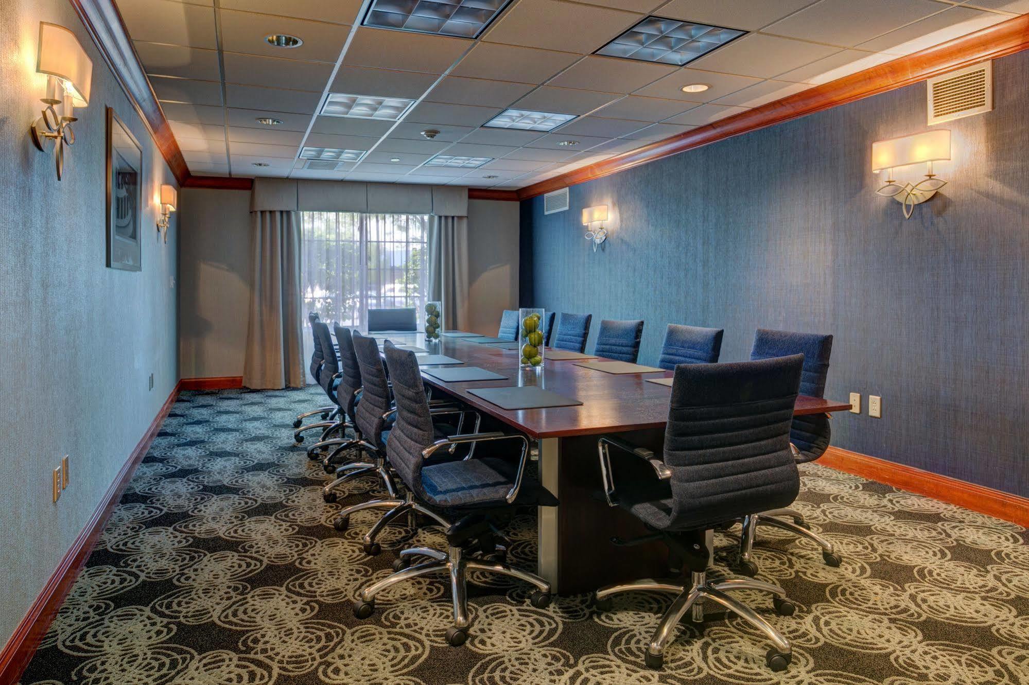 Holiday Inn Milwaukee Airport By Ihg Exteriér fotografie